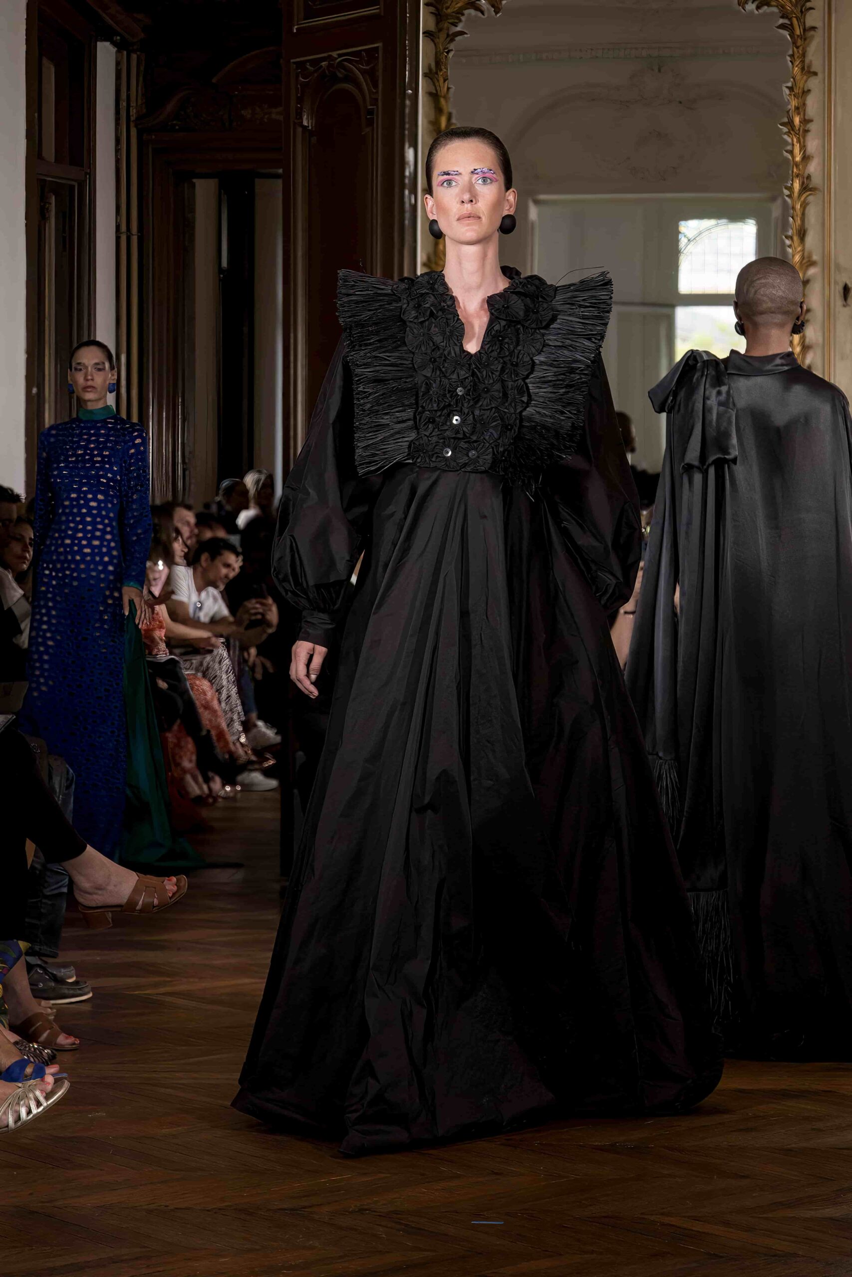Robe noire haute couture Imane Ayissi